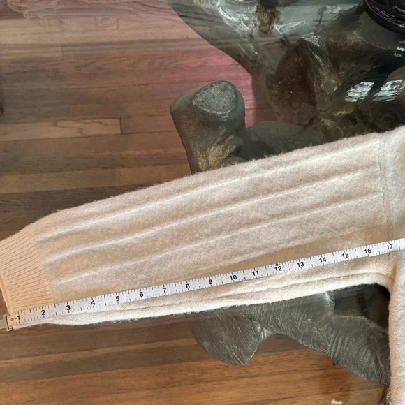 Reformation Ivory Long Sleeve Sweater - Picture 6 of 12